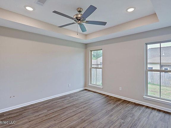 4th image of 2041 Pebble Creek Dr