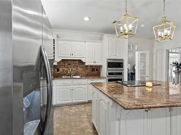 5th image of 108 Windham Cir