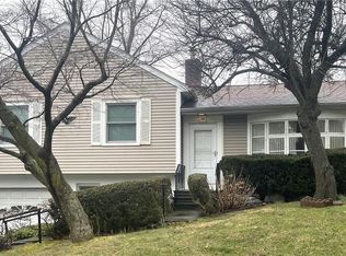 20 Hillandale Ave E, White Plains, NY 10603