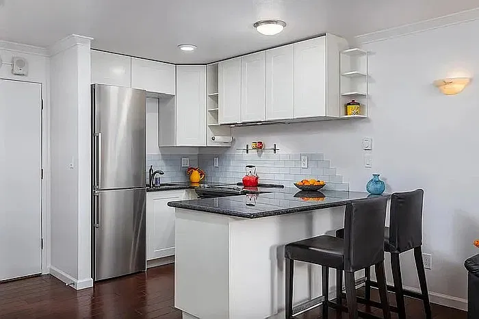 Studio, 470 sqft, $2,145 — Photo 2