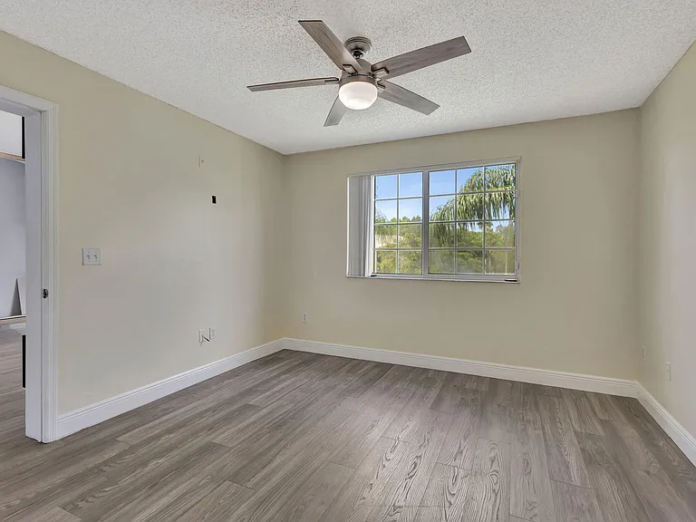 600 Crestwood Ct N #609 — Photo 12