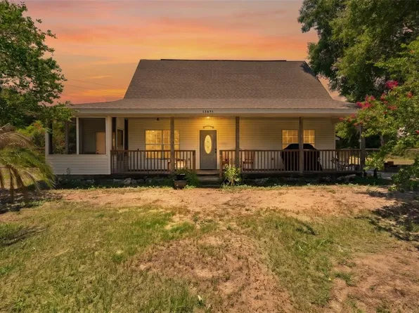 13691 S Highway 25, Weirsdale, FL 32195