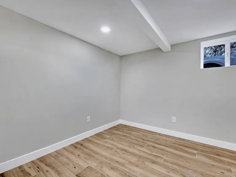 1223 N Avenue 45 — Photo 12