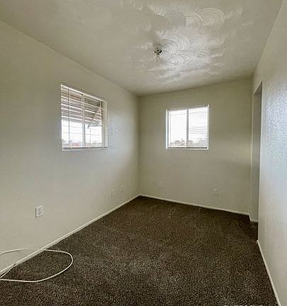3rd image of 328 N Mono St
