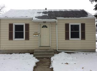 2330 E Lombard St, Davenport, IA 52803