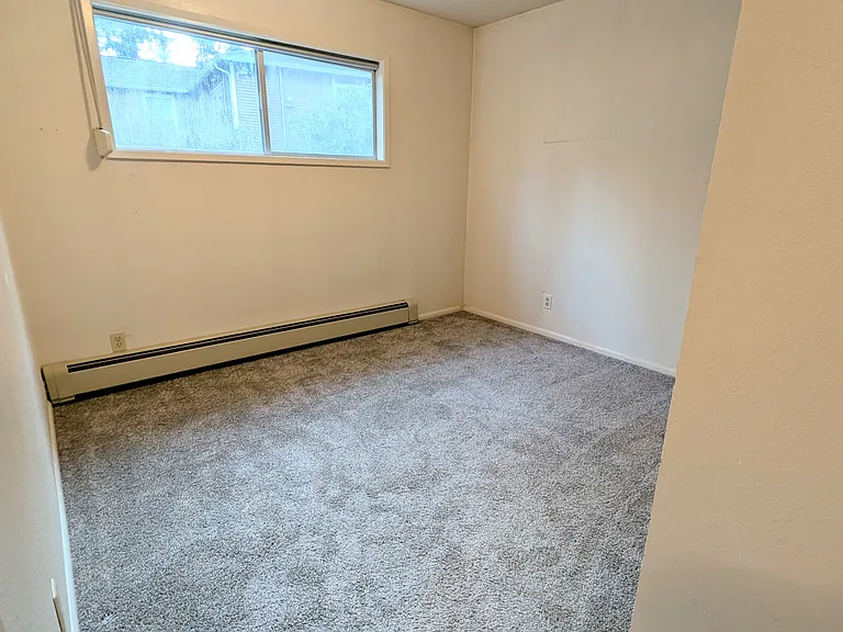 2575 Yew Street Rd — Photo 43