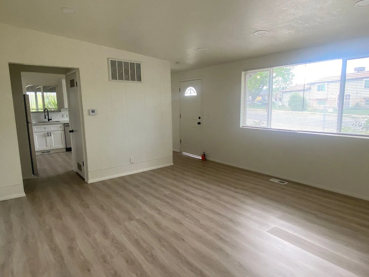 4975 South 3535 West — Photo 2