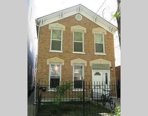 1st image of 868 N Marshfield Ave
