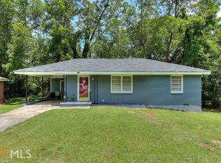 838 Dennis Dr, Forest Park, GA 30297