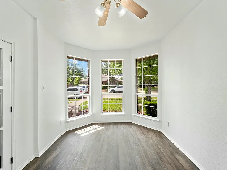 2130 Harvester Dr — Photo 21