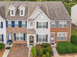 2742 Heathrow Dr, Lawrenceville, GA 30043