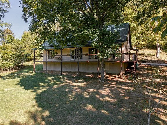 3rd image of 275 Harris Hollow Rd