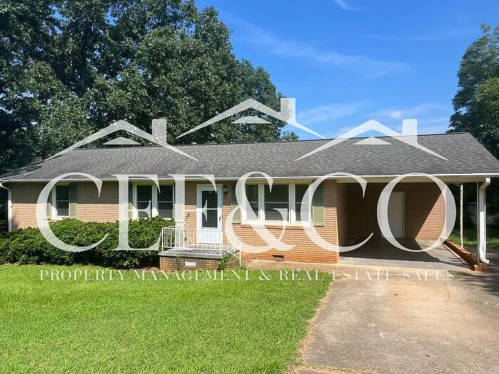 3 bed, 2.0 bath, 1455 sqft, $1,295 — Photo 1