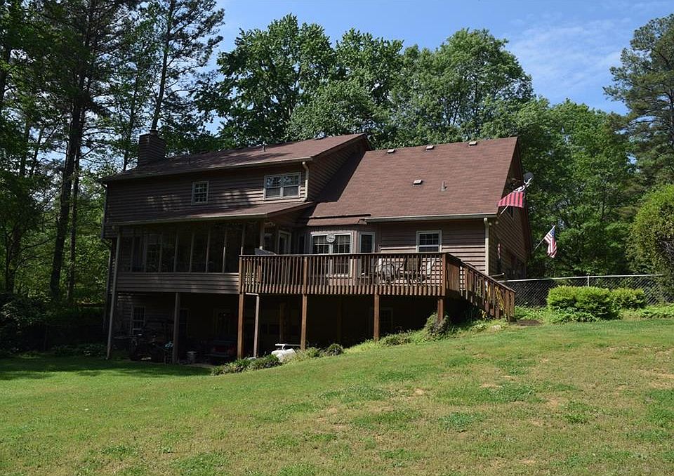 2nd image of 3805 Francis Cir