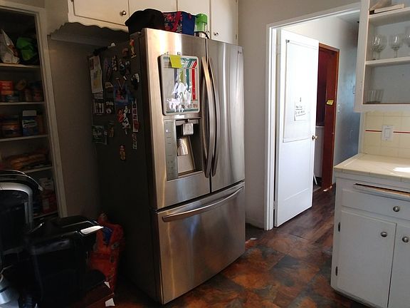 5th image of 4716 Earle Ave
