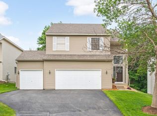 8536 Savanna Oaks Ln, Woodbury, MN 55125