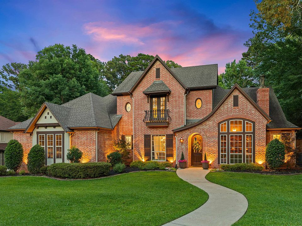 1st image of 3830 Castle Ridge Dr