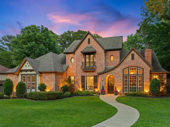3830 Castle Ridge Dr, Longview, TX 75605