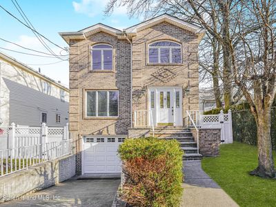502 Drumgoole Rd E, Staten Island, NY, 10312