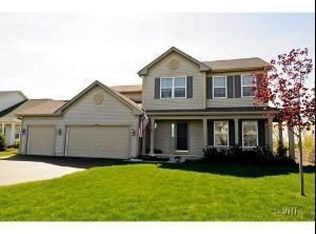 1465 Sutton Cir, Wauconda, IL 60084