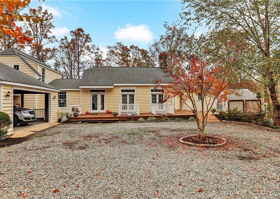 1st image of 7622 Yarmouth Dr