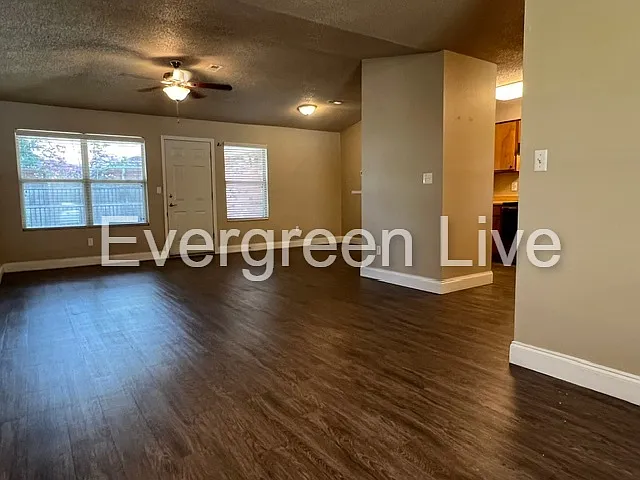 117 Willow Gardens Ct — Photo 3