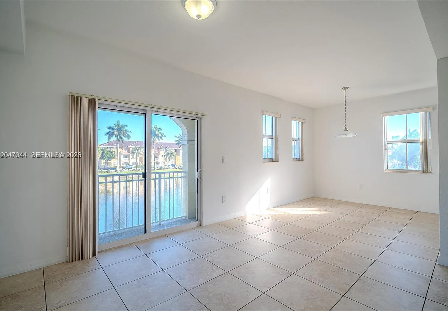 Coronado At Doral V Condo — Photo 3