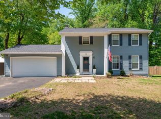 136 Collington Ct, Arnold, MD 21012