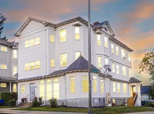 36 Plantation St, Worcester, MA 01604