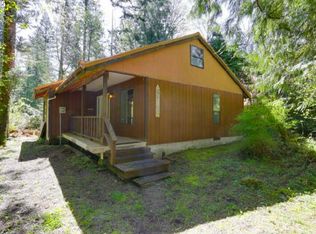 65780 E Sandy River Ln, Rhododendron, OR 97049