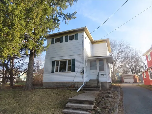 22 Myrtle Ave, Auburn, NY 13021