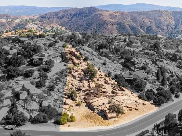 148 Stagecoach Rd, Bell Canyon, CA 91307