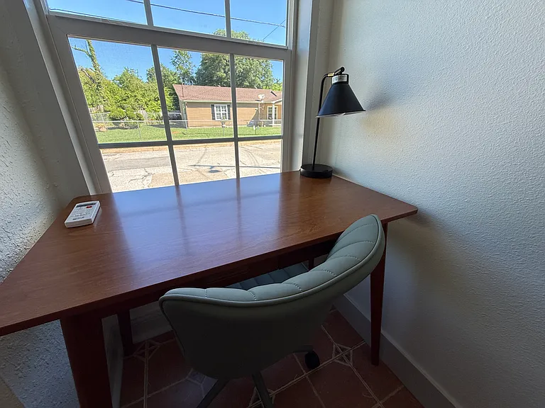1002 S Glenwood Blvd — Photo 31