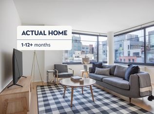 180 W 20th St APT 9C, New York, NY 10011
