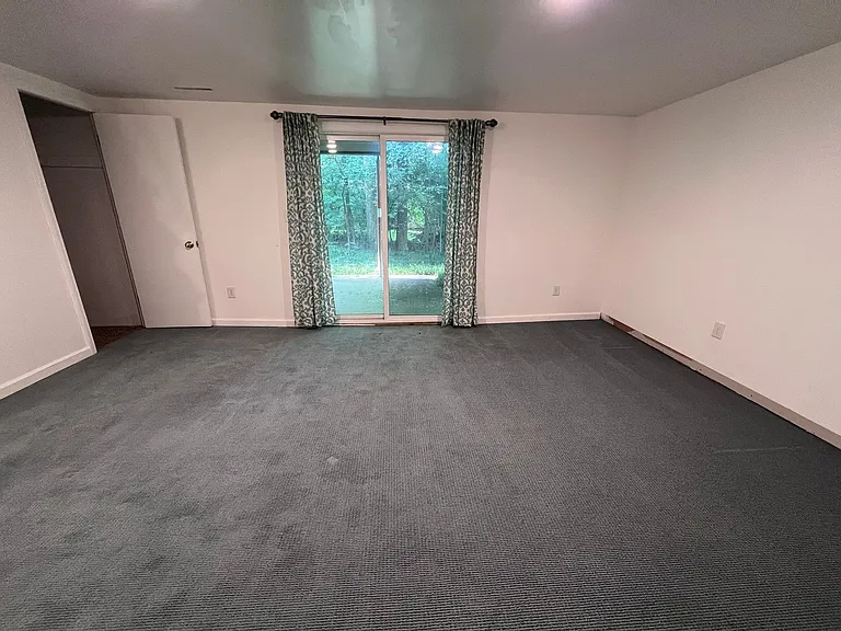 3010-3012 Okemos Dr SE — Photo 14