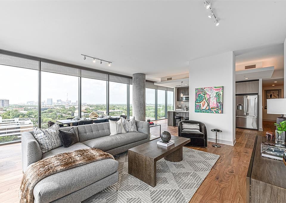 1st image of 3410 Montrose Blvd #3501