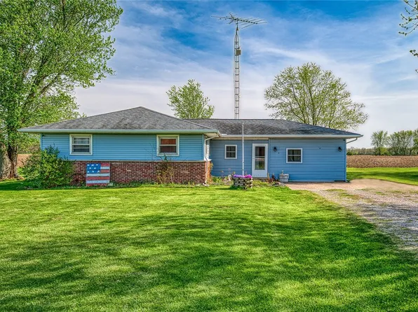 16488 E 700th Rd, Paris, IL 61944