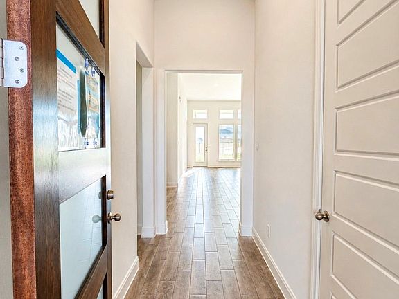 4th image of 2825 Golden Isle Drive