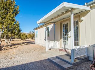 26360 W Solano Dr, Seligman, AZ 86337