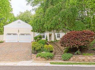 681 Rolling Hills Ct, Brick, NJ 08724