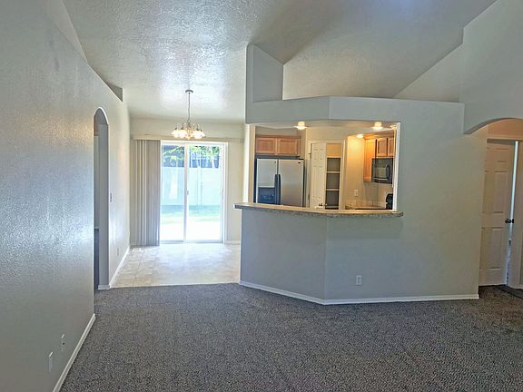 3rd image of 3938 S Picasso Ave