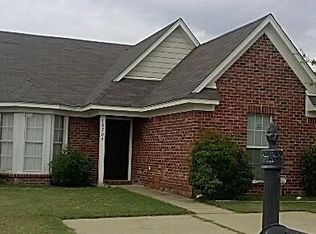 10704 Ridgefield Dr, Olive Branch, MS 38654