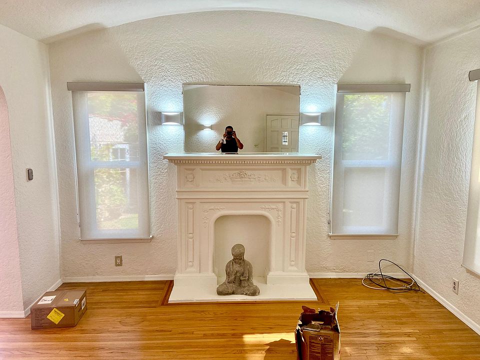 LIVING ROOM. NEW LIGHTS, NEW SHADES, NEW VINYL WINDOWS AND LOW E GLASS