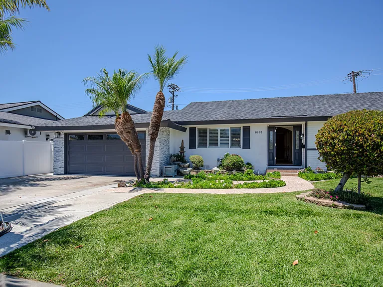 8983 Nightingale Ave — Photo 11