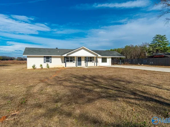 463 Pine St, Decatur, AL 35603