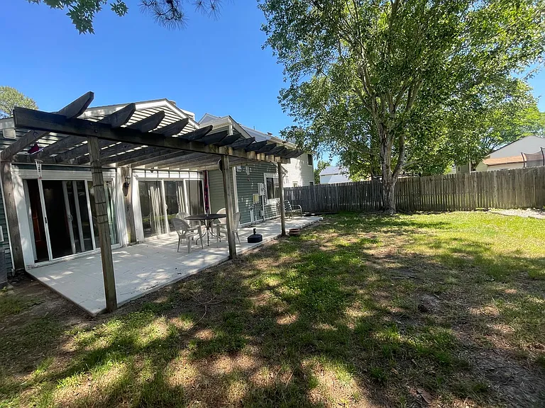 846 Crashaw St — Photo 35