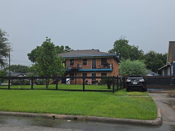 2nd image of 7901 Findlay St #1-4
