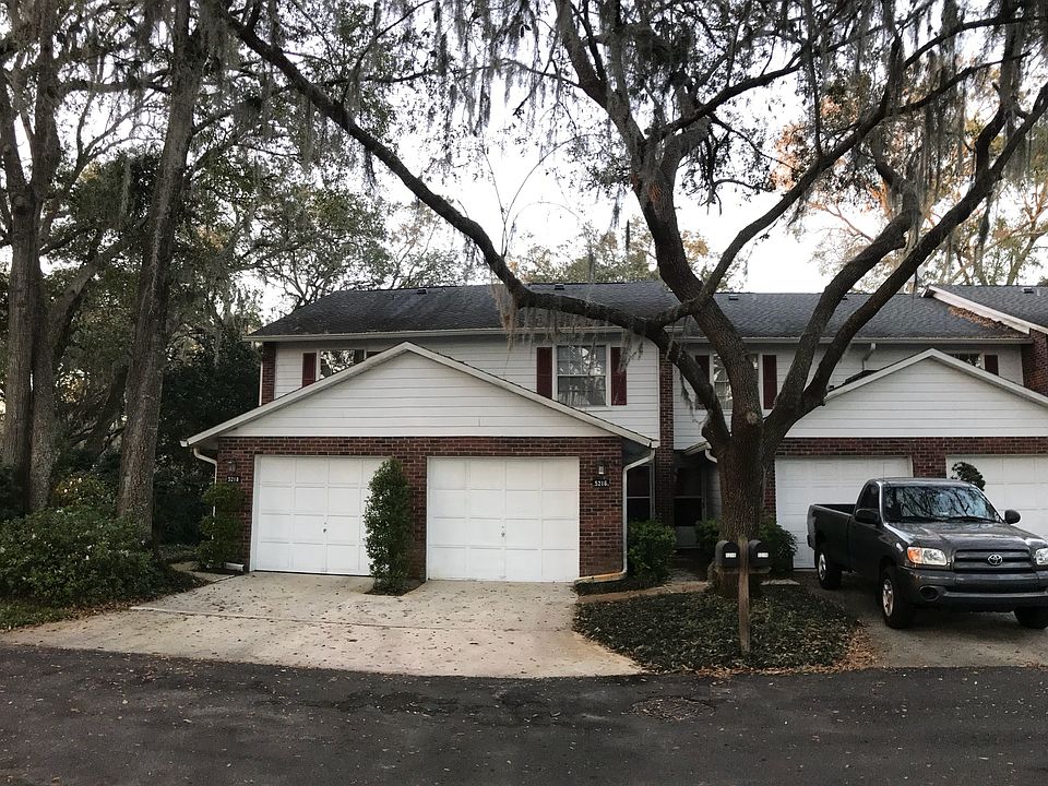 1st image of 5216 Lazy Oaks Dr #1