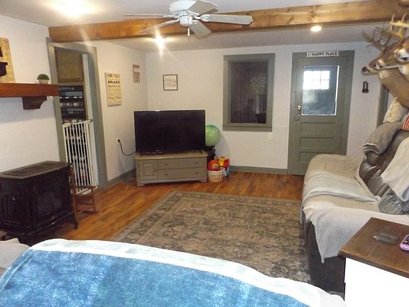 5th image of 414 Chippewa Ln