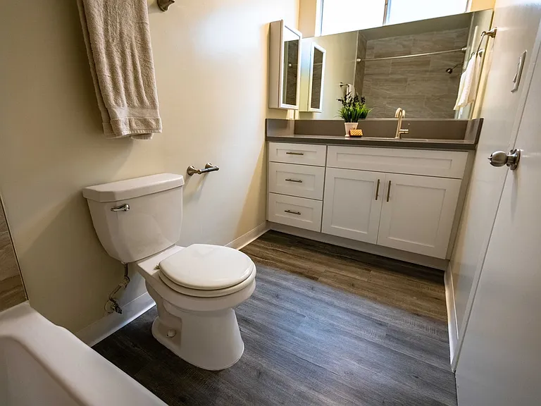 7244 Hillside Ave — Photo 13